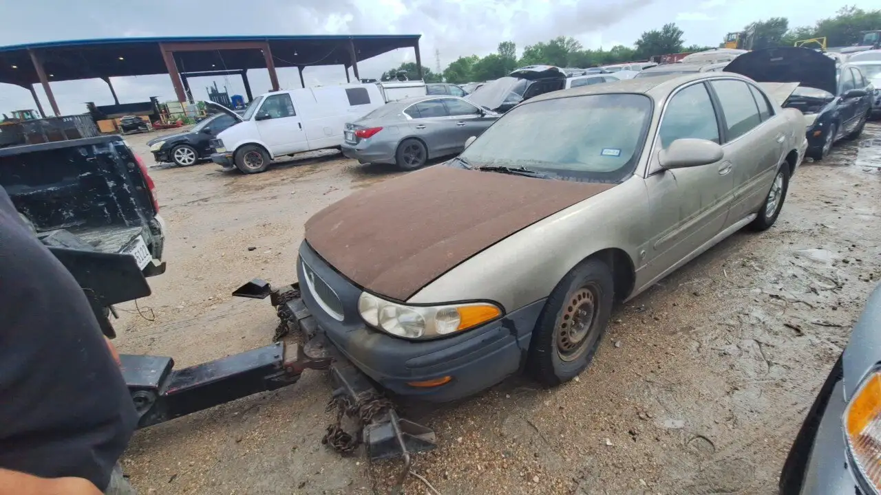 Photo of 2002 Buick Lesabre