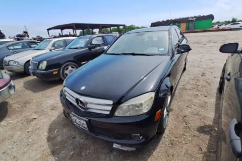 Photo of 2009 Mercedes-Benz C300