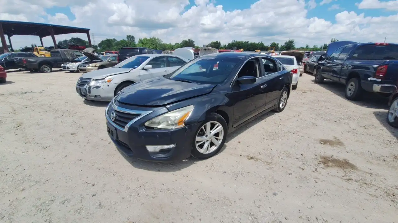 Photo of 2014 Nissan Altima