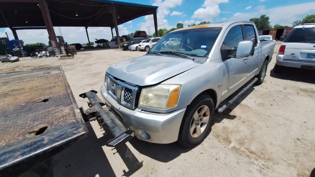 Photo of 2004 Nissan Titan