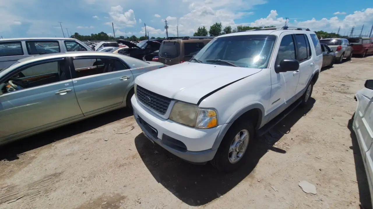 Photo of 2002 Ford Explorer