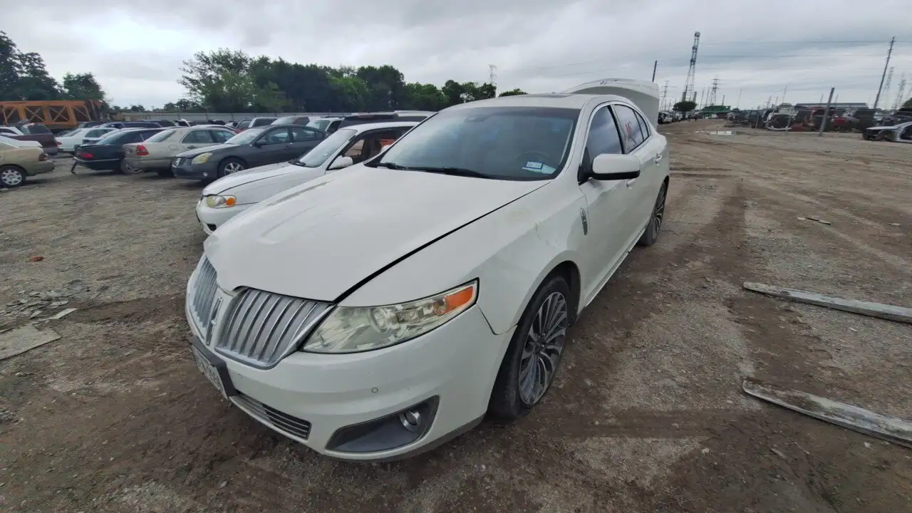 Photo of 2009 Lincoln Mks