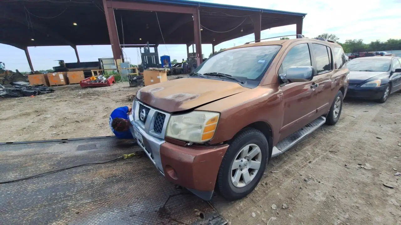 Photo of 2004 Nissan Pathfinder Armada