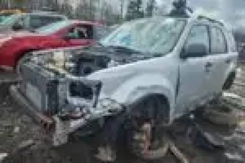 Photo of 2010 Ford Escape