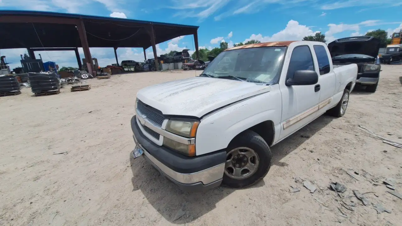 Photo of 2004 Chevrolet Silverado 1500