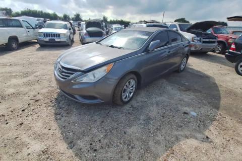 Photo of 2011 Hyundai Sonata