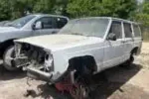 Photo of 1992 Jeep Cherokee