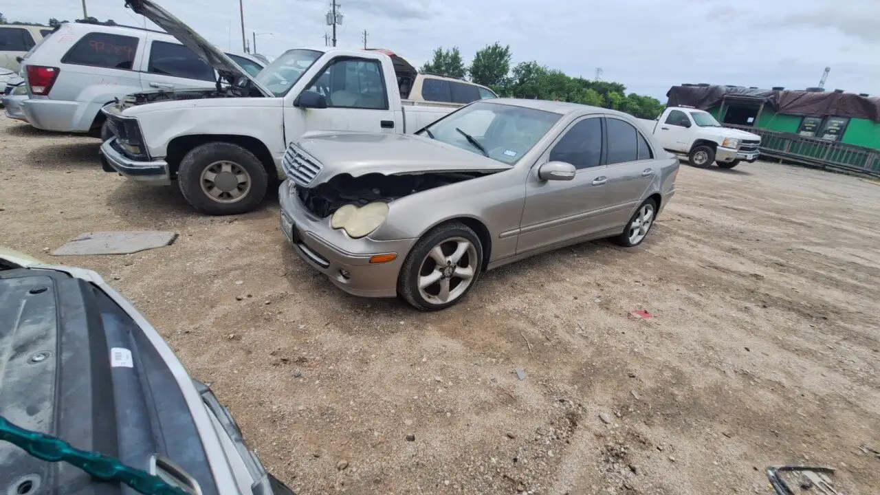 Photo of 2005 Mercedes-Benz C240