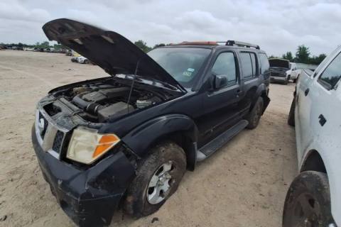 Photo of 2005 Nissan Pathfinder