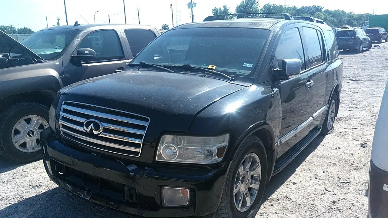 Photo of 2005 Infiniti Qx56