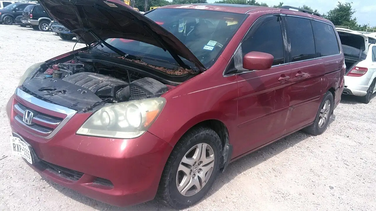 Photo of 2005 Honda Odyssey
