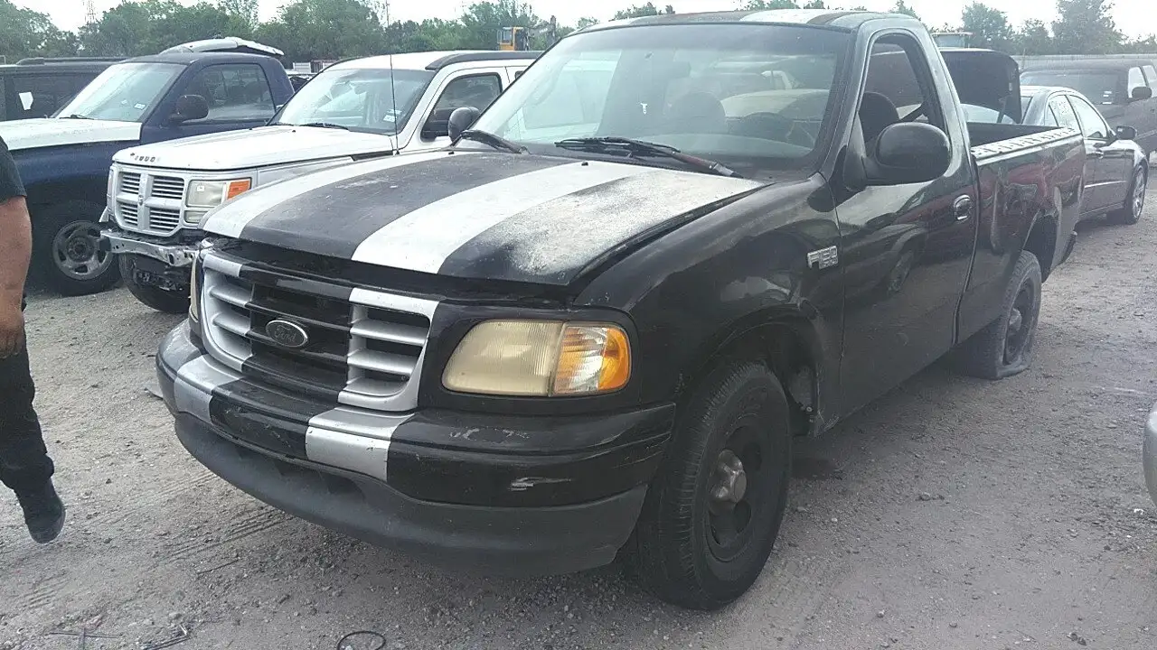 Photo of 2000 Ford F-150