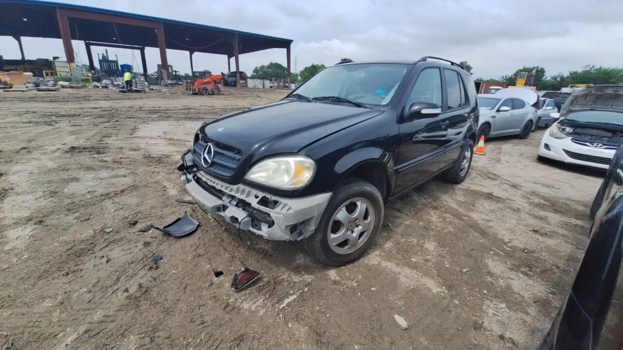 Photo of 2003 Mercedes-Benz Ml320
