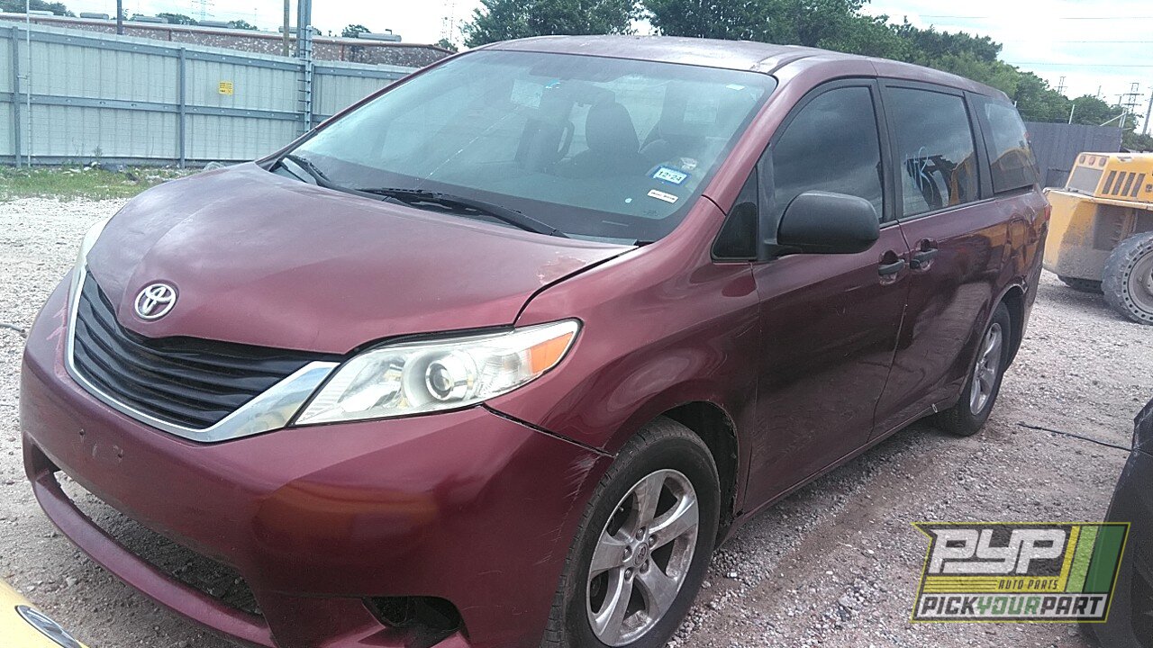 Photo of 2013 Toyota Sienna