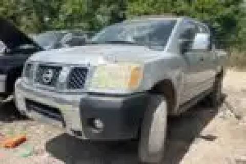 Photo of 2004 Nissan Titan