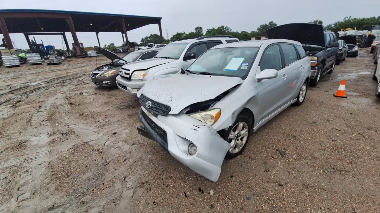 Photo of 2005 Toyota Matrix
