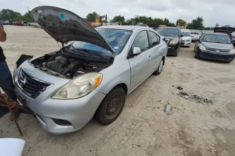 Photo of 2012 Nissan Versa