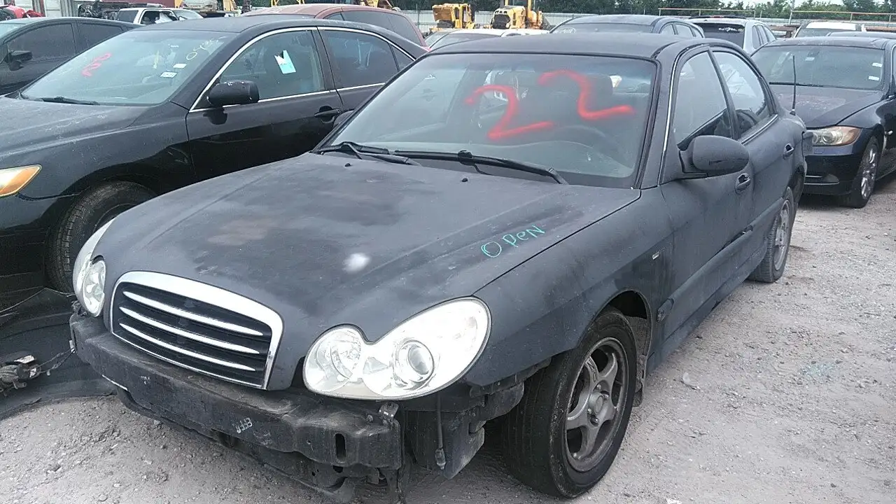 Photo of 2003 Hyundai Sonata