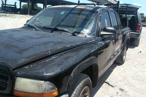 Photo of 2003 Dodge Dakota