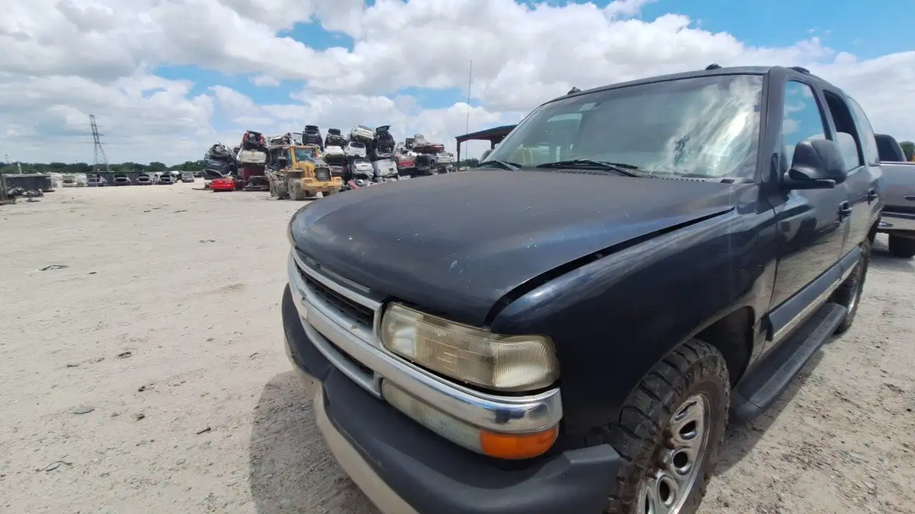 Photo of 2003 Chevrolet Tahoe
