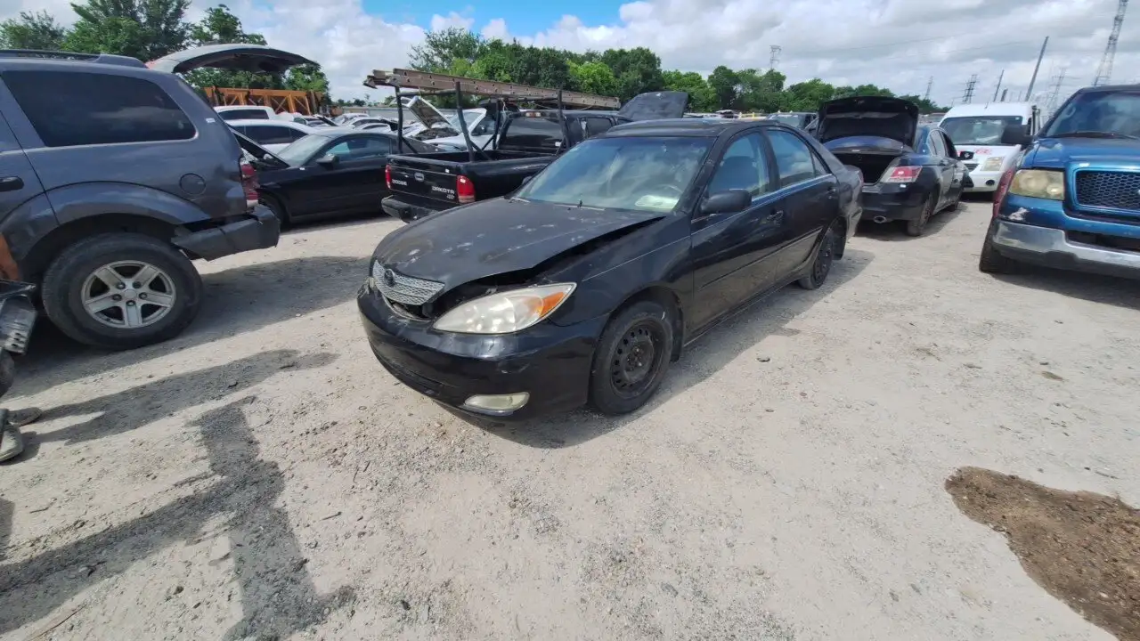 Photo of 2003 Toyota Camry
