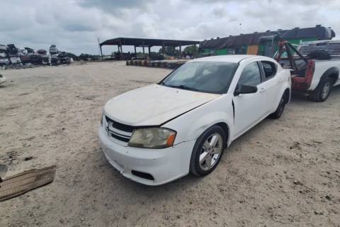 Photo of 2013 Dodge Avenger