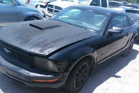 Photo of 2006 Ford Mustang