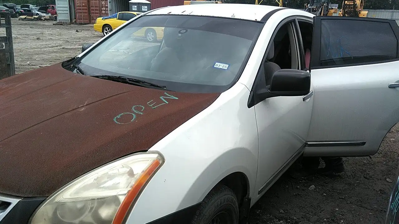 Photo of 2011 Nissan Rogue
