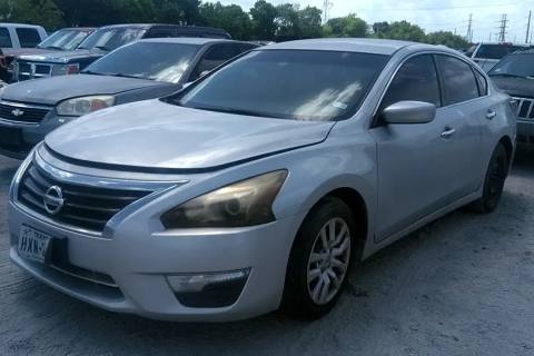 Photo of 2015 Nissan Altima