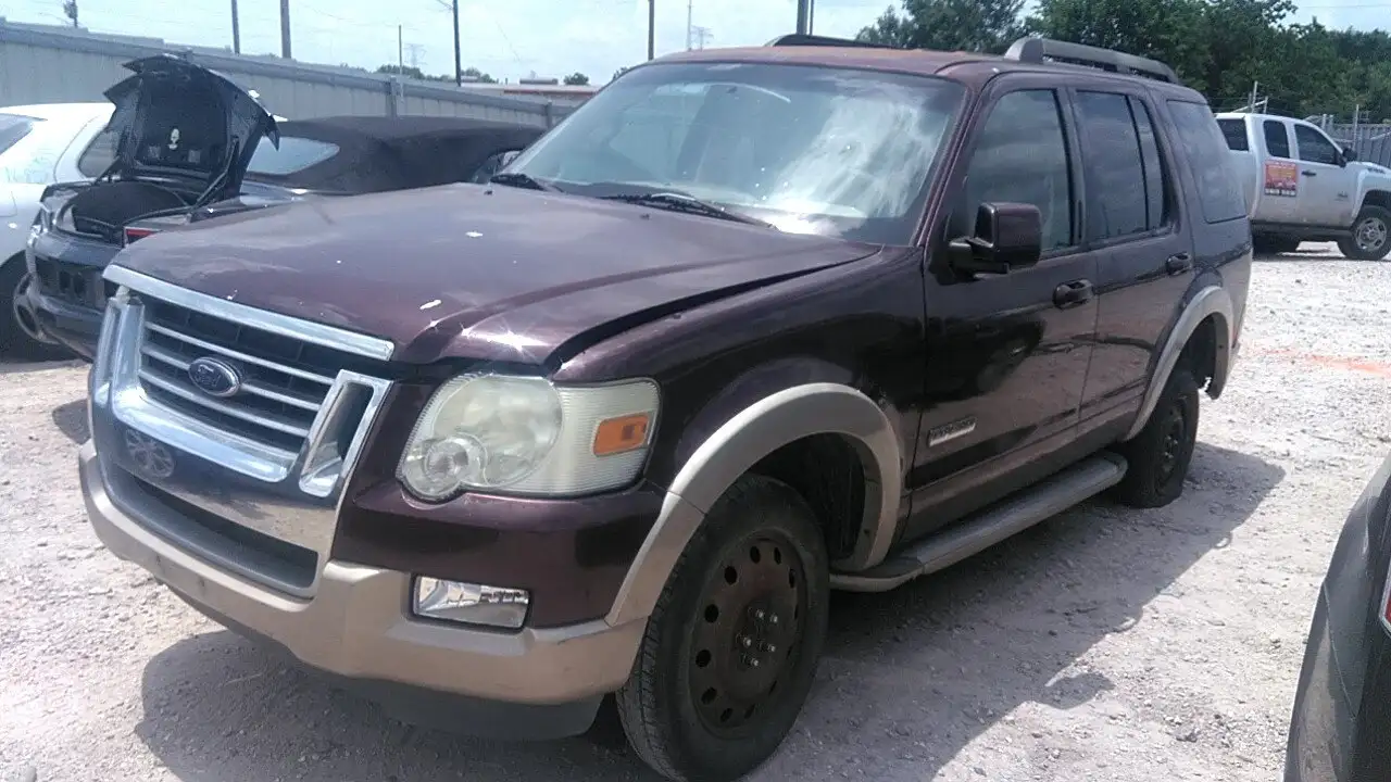 Photo of 2008 Ford Explorer