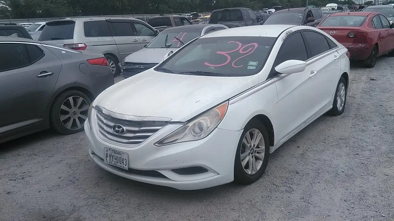 Photo of 2013 Hyundai Sonata