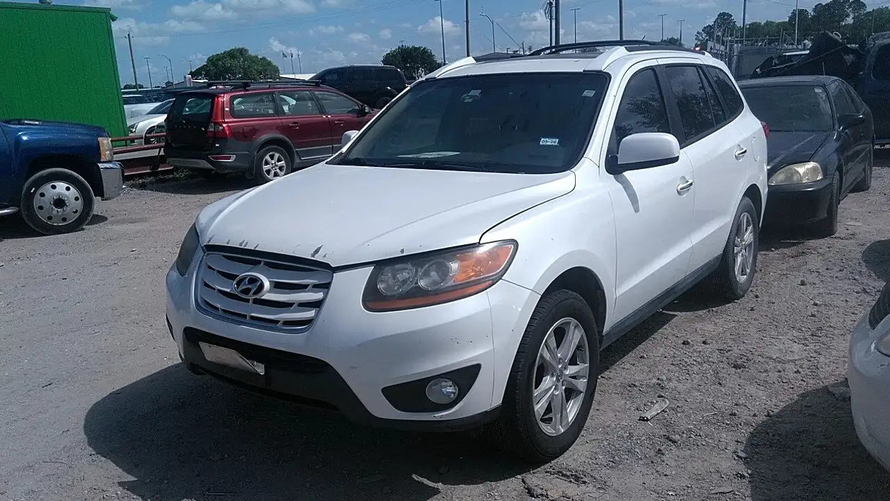 Photo of 2011 Hyundai Santa Fe