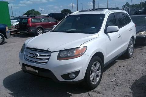 Photo of 2011 Hyundai Santa Fe