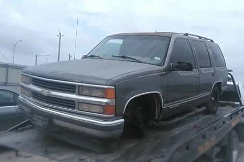 Photo of 1999 Chevrolet Tahoe