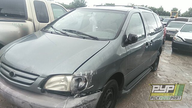 Photo of 1998 Toyota Sienna