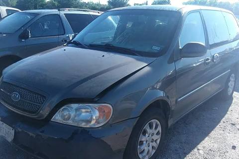 Photo of 2004 Kia Sedona