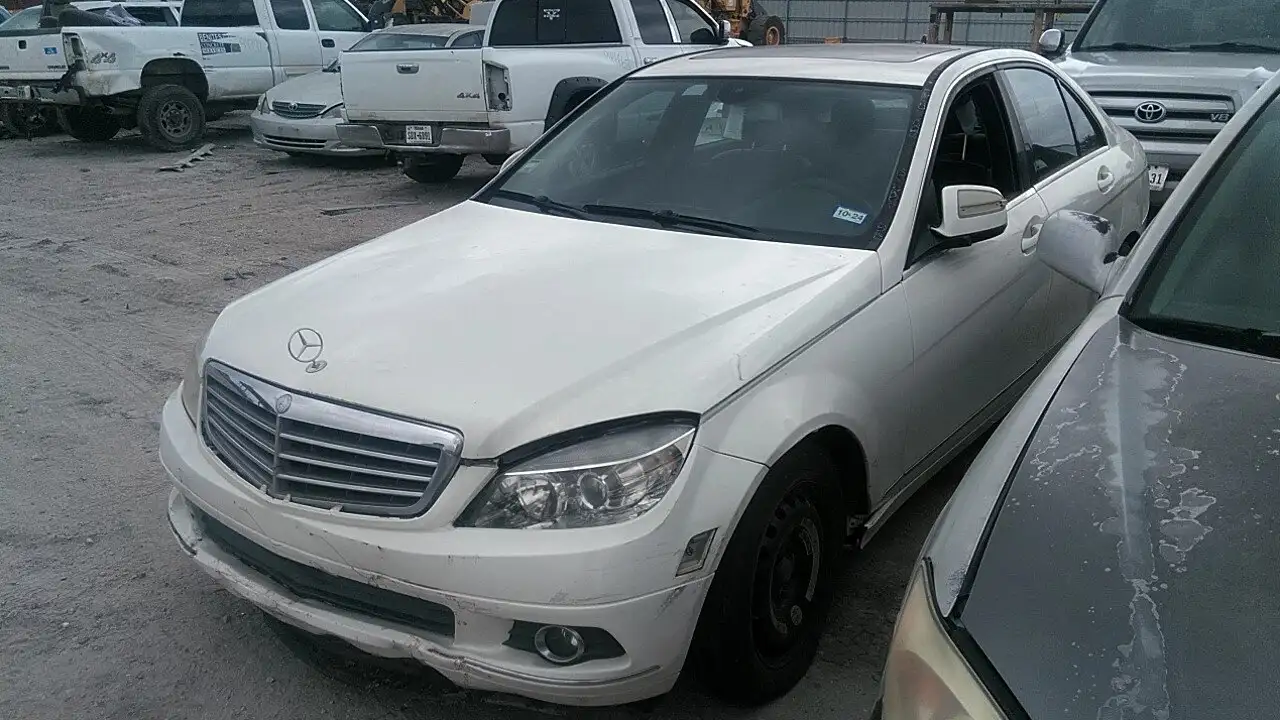 Photo of 2008 Mercedes-Benz C300