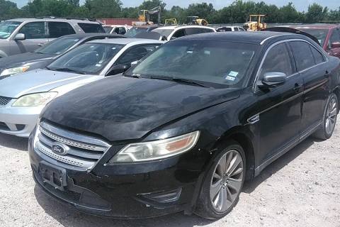 Photo of 2011 Ford Taurus