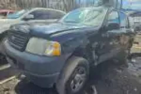Photo of 2003 Ford Explorer