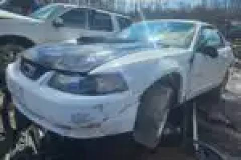 Photo of 2003 Ford Mustang
