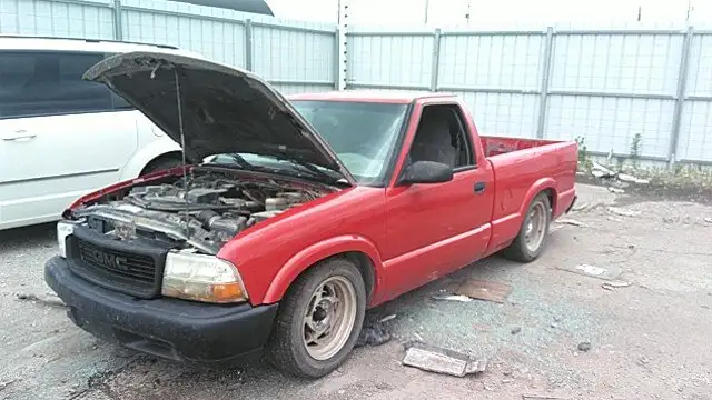 Photo of 1999 Gmc Sonoma