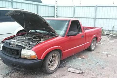Photo of 1999 Gmc Sonoma