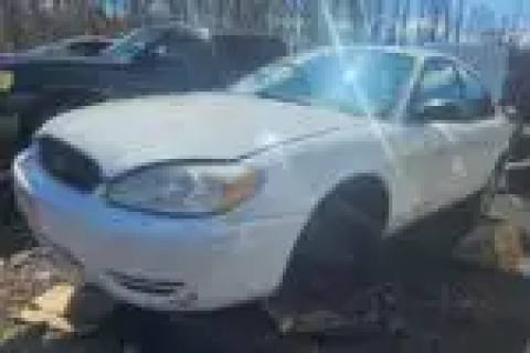 Photo of 2006 Ford Taurus