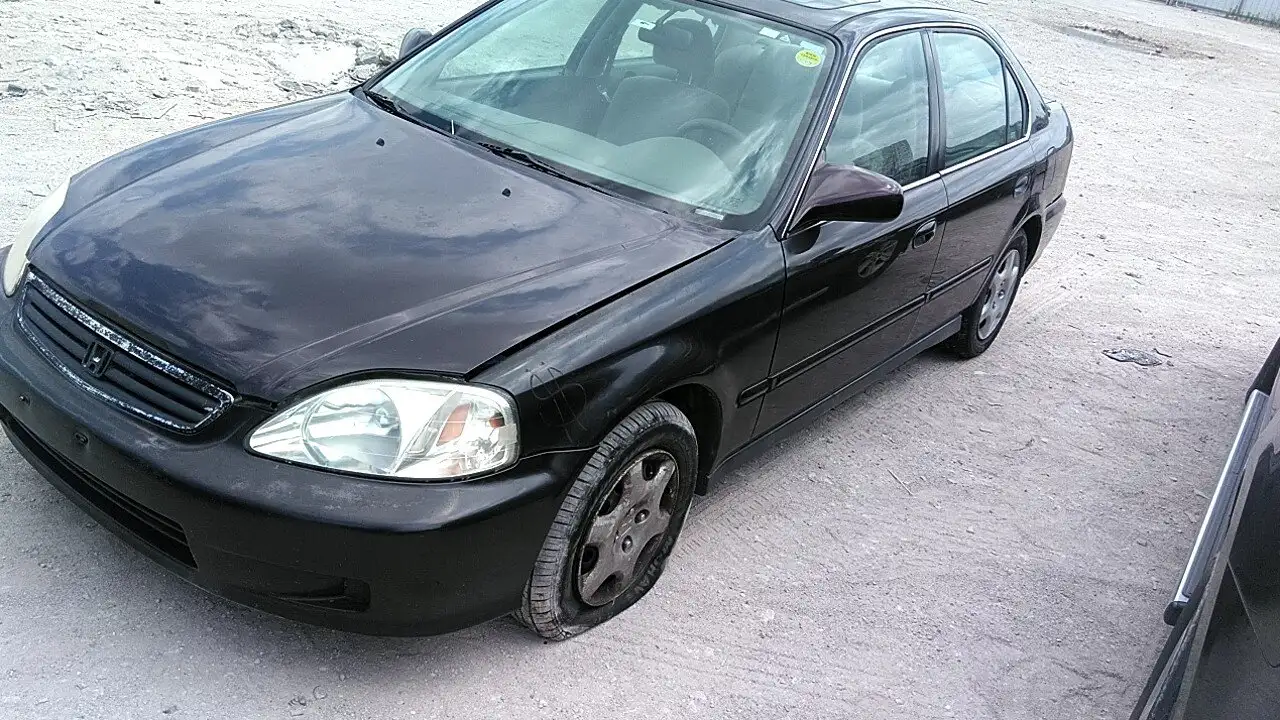 Photo of 2000 Honda Civic
