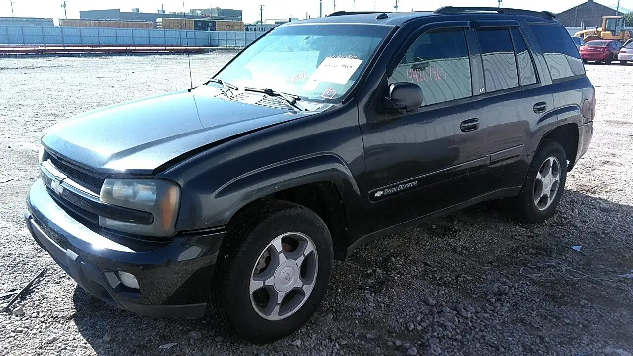 Photo of 2004 Chevrolet Trailblazer