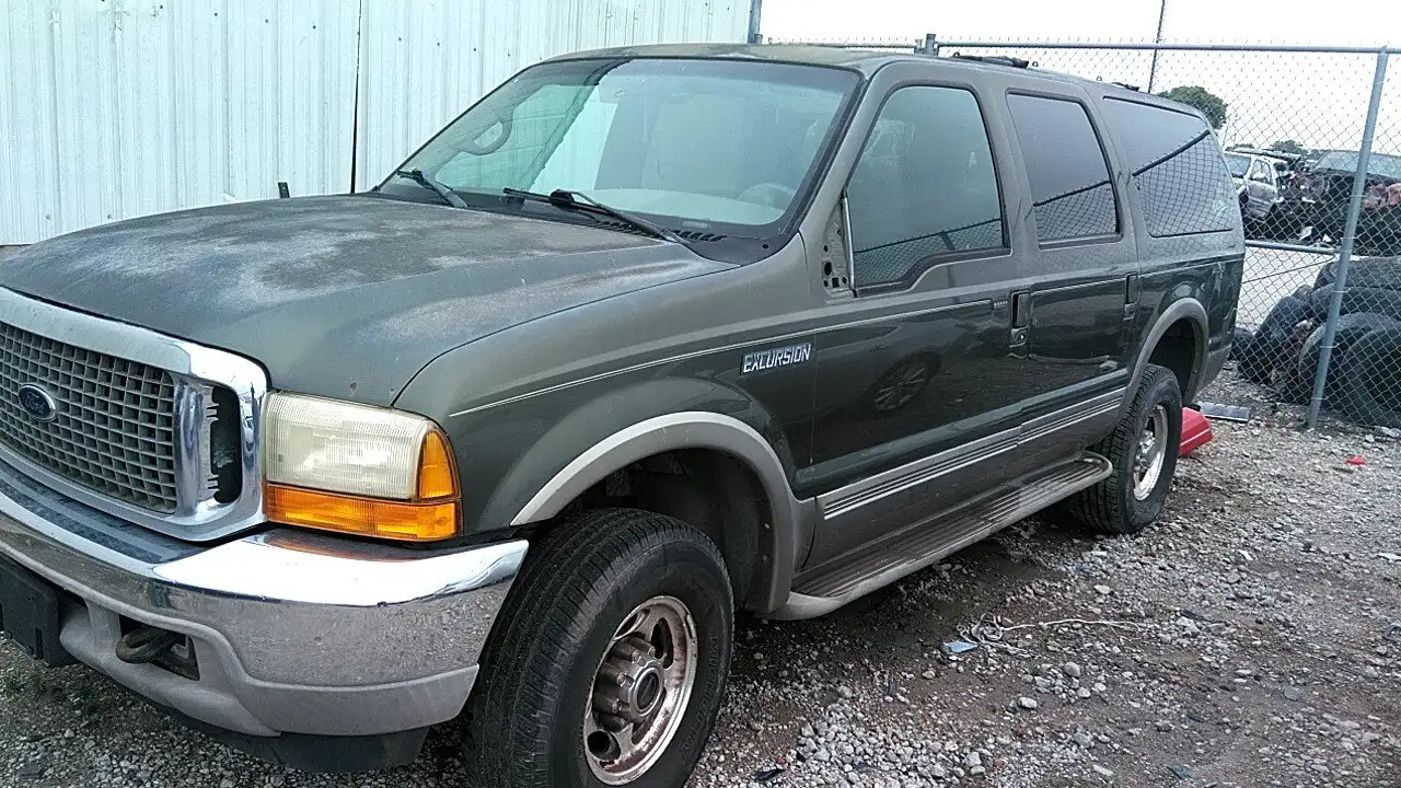 Photo of 2000 Ford Excursion
