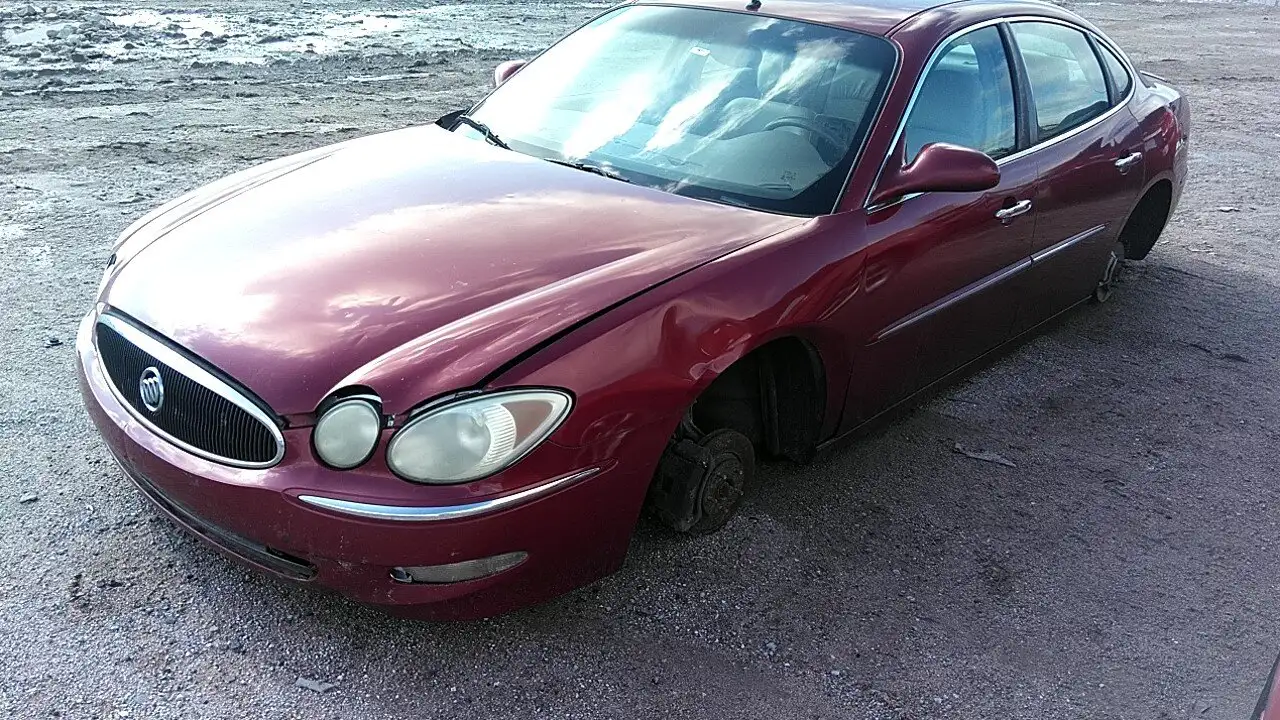 Photo of 2005 Buick Lacrosse