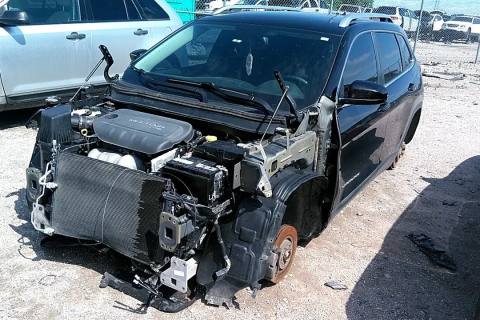 Photo of 2015 Jeep Cherokee