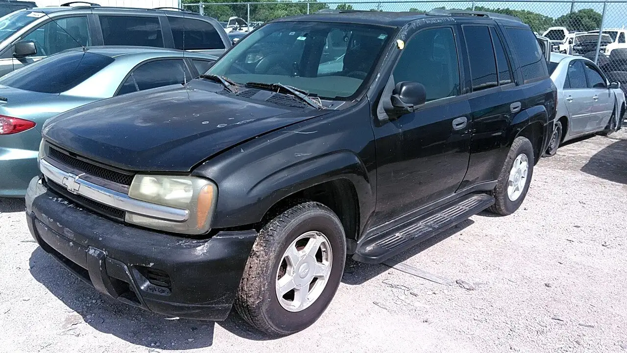 Photo of 2003 Chevrolet Trailblazer