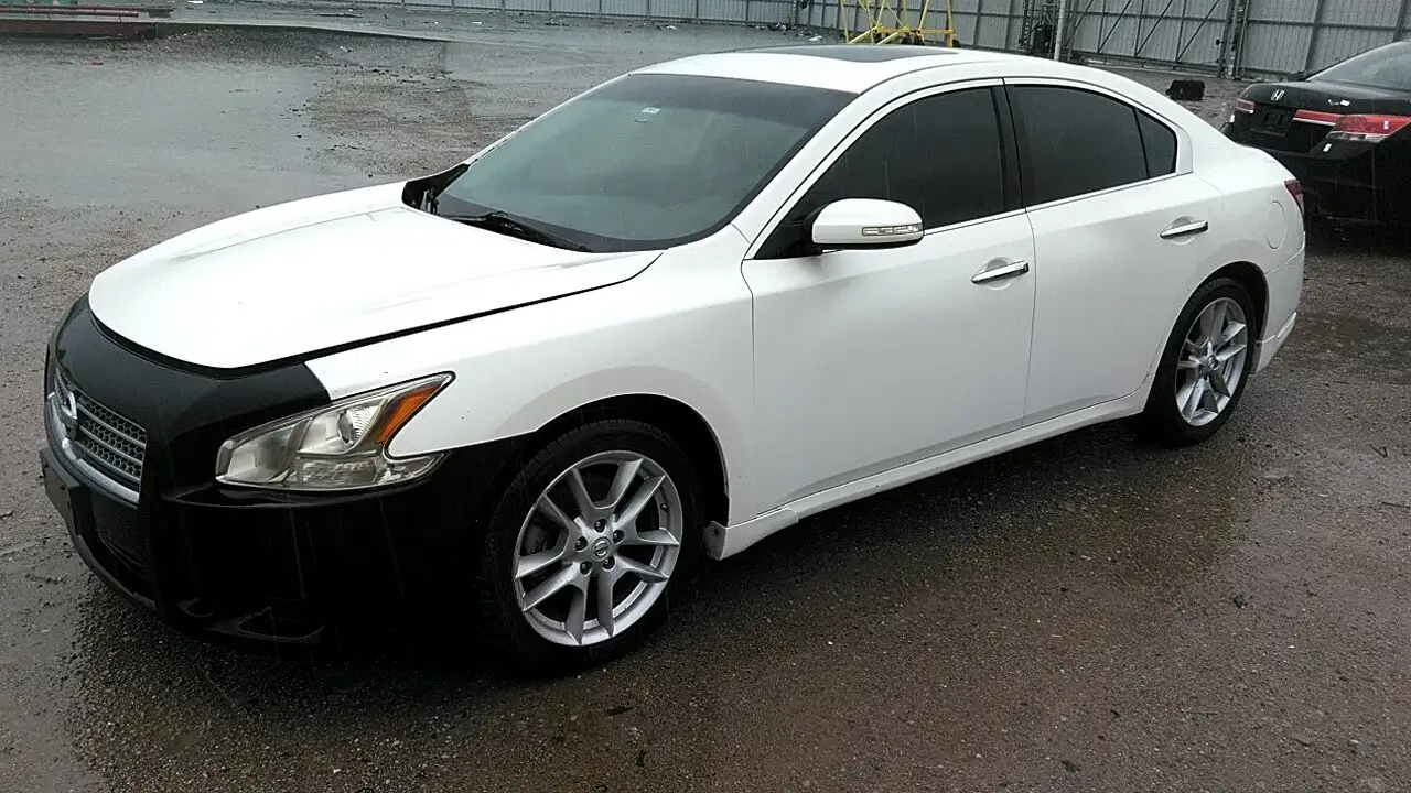 Photo of 2010 Nissan Maxima